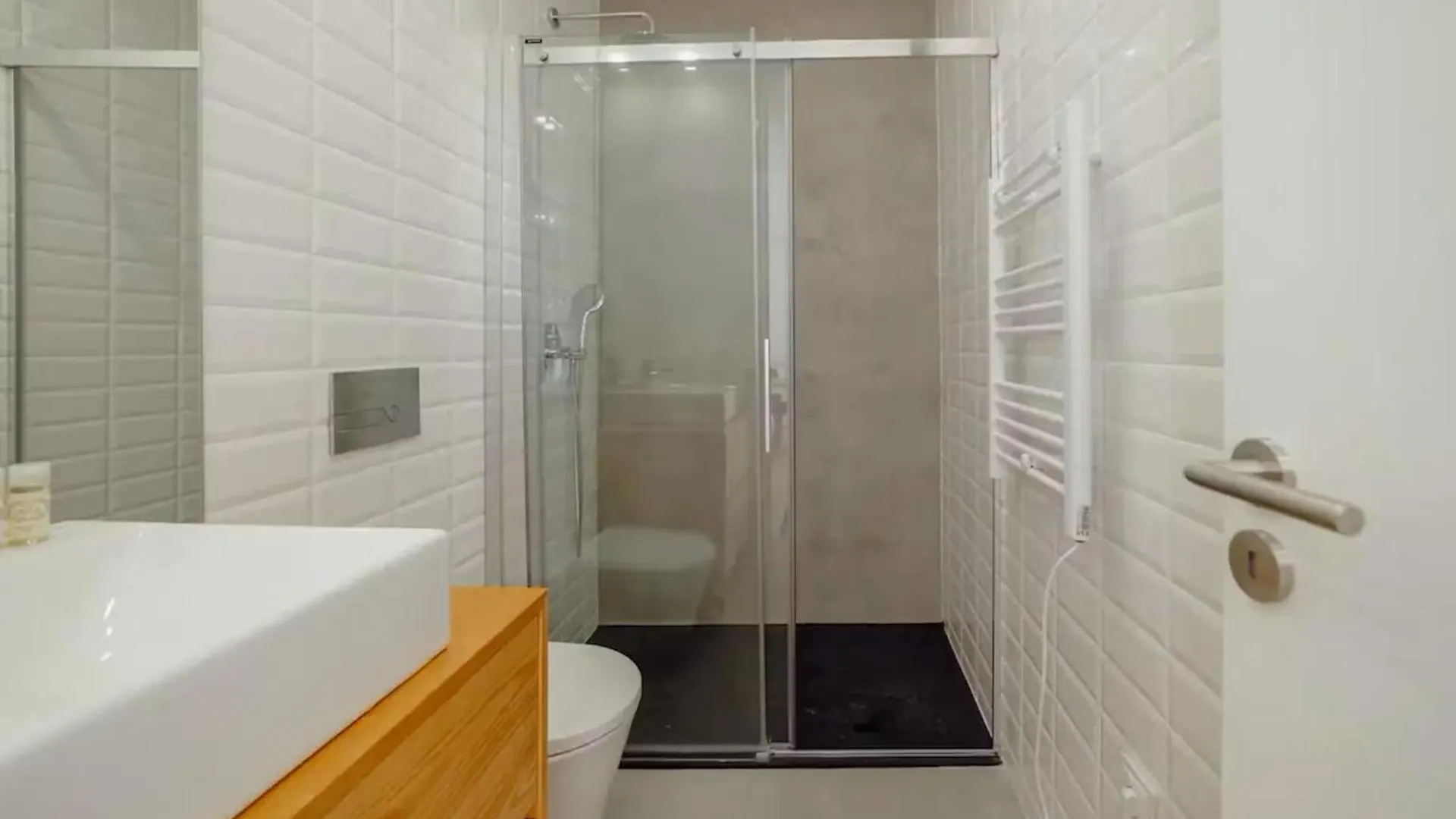 The Budget Rooms In Beyoglu Istanbul Apartment